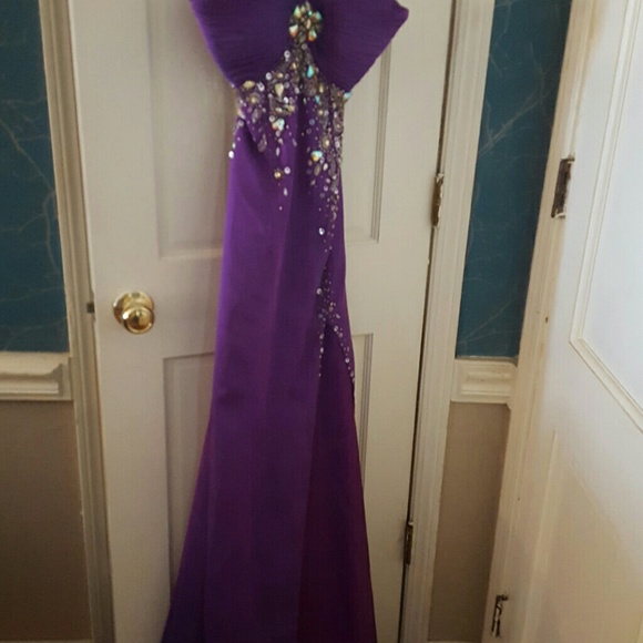 Prom pageant dress - Picture 5 of 8